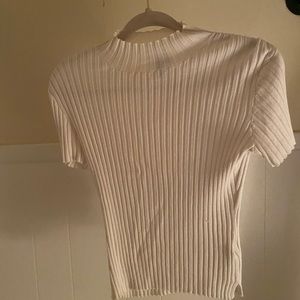 Ribbed Mock neck Tee